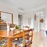Apartment Clemenvilla *