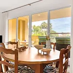 Apartment Clemenvilla *